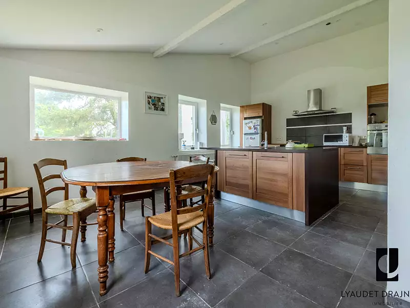 Maison, 450,7 m²