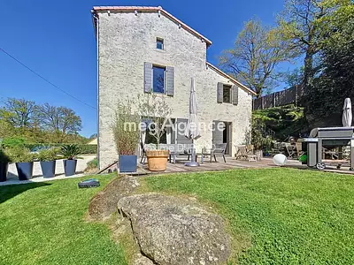 Maison, 320 m²