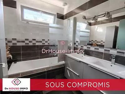 Maison, 102 m²