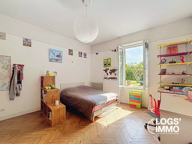 Maison, 195 m²