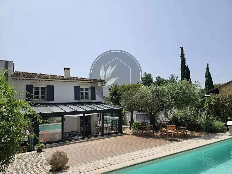 Maison, 246 m²