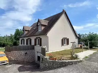 Maison, 176 m²