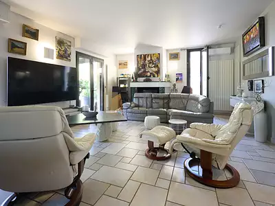 Maison, 320 m²