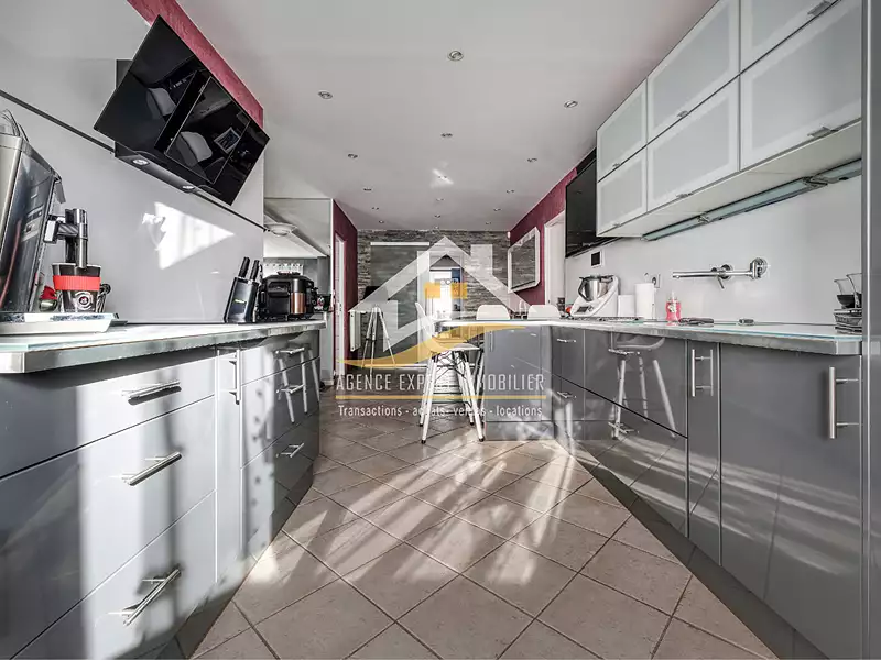 Maison, 130 m²