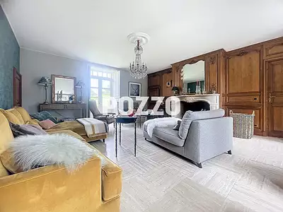 Maison, 330 m²