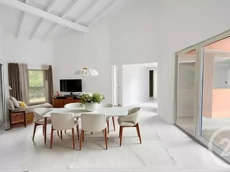 Maison, 115 m²