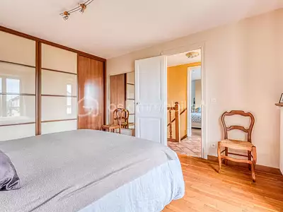 Maison, 168 m²