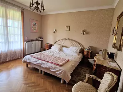 Maison, 240 m²