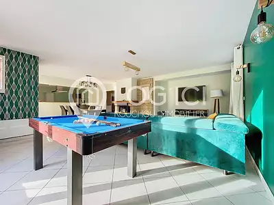 Maison, 202 m²