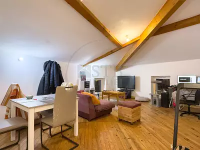 Immeuble, 280 m²