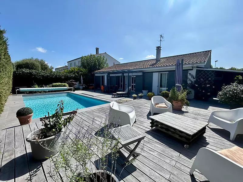 Maison, 115 m²