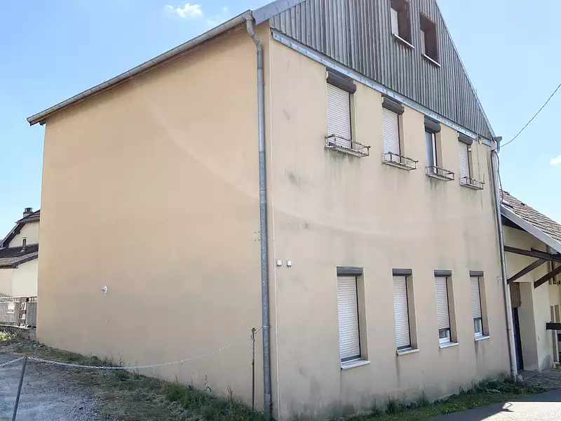 Immeuble, 180 m²