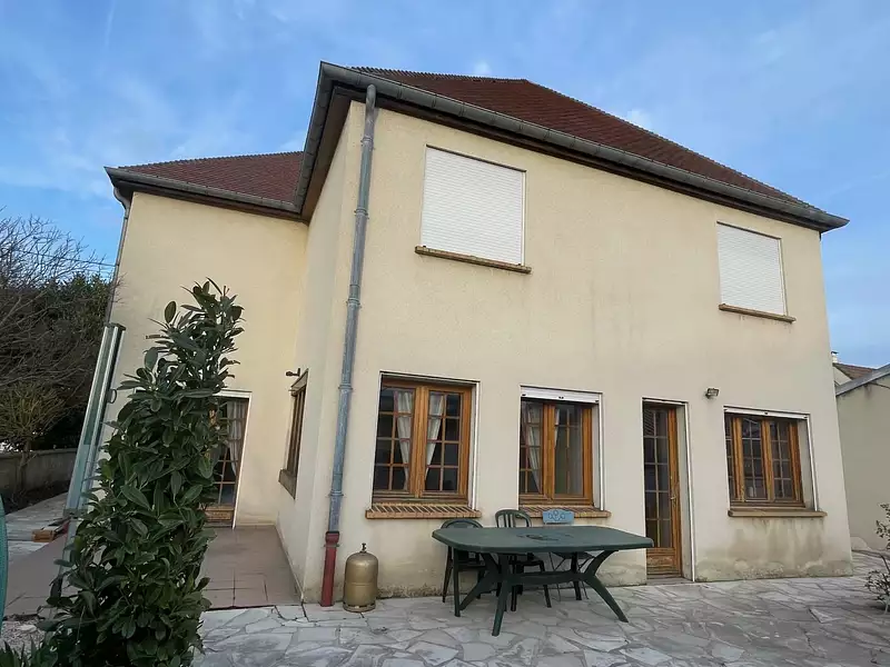 Maison, 208 m²