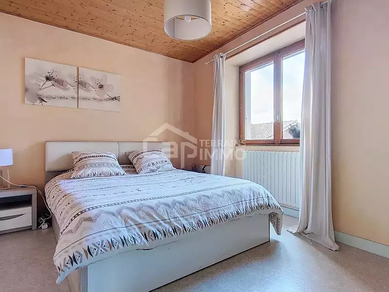 Maison, 270 m²