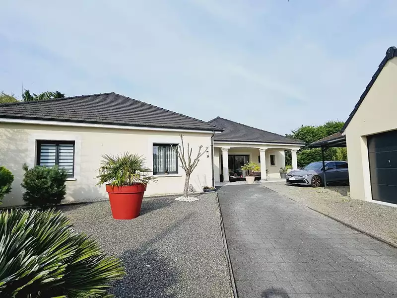 Maison, 165 m²