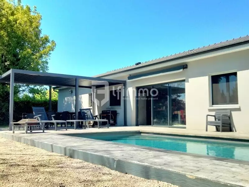 Maison, 185 m²