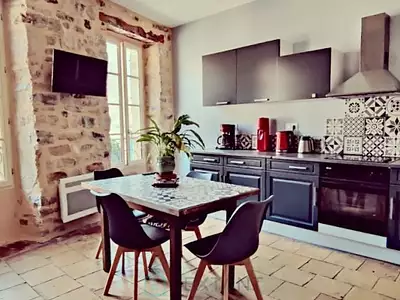 Maison, 586 m²