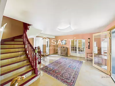 Maison, 360 m²