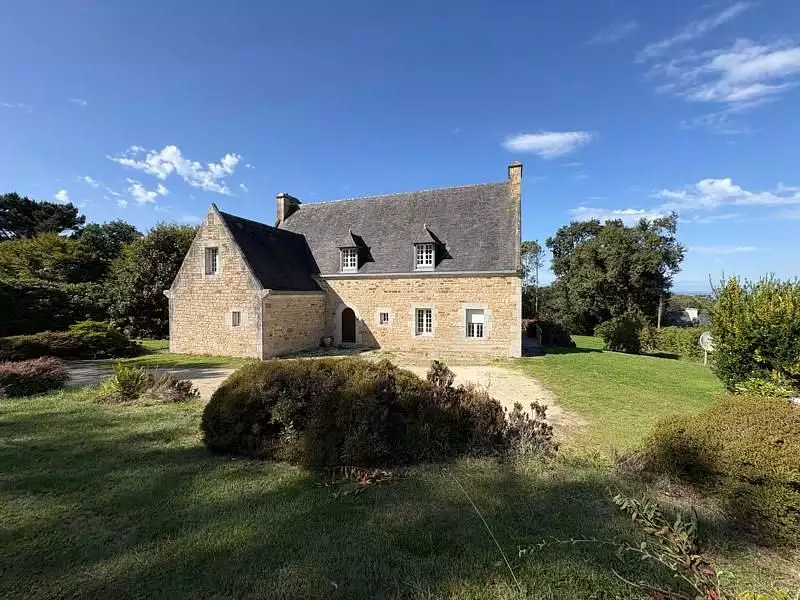 Maison, 226 m²