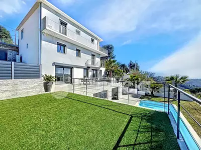Maison, 175 m²