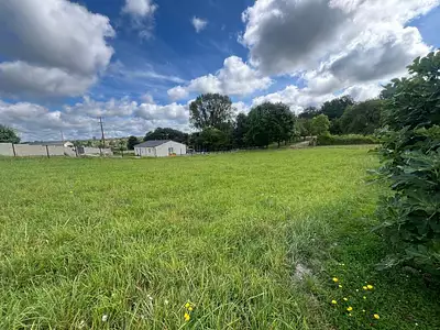 Terrain, 1 749 m²