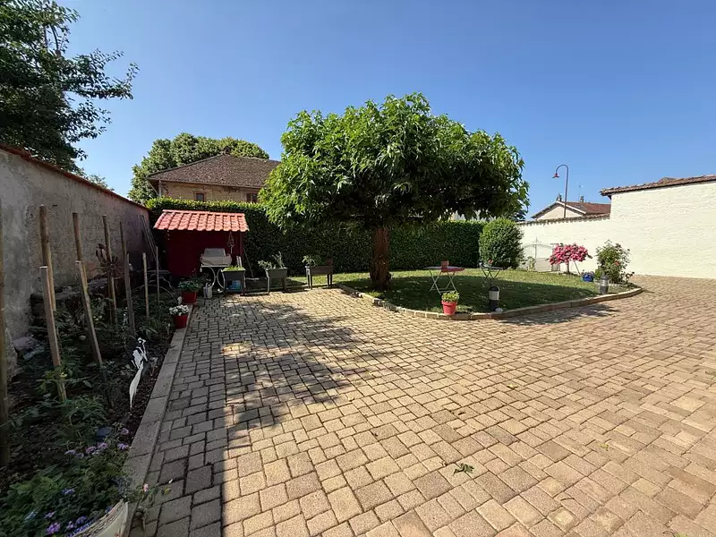 Maison, 216 m²