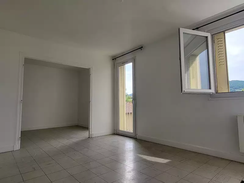 Divers, 560 m²