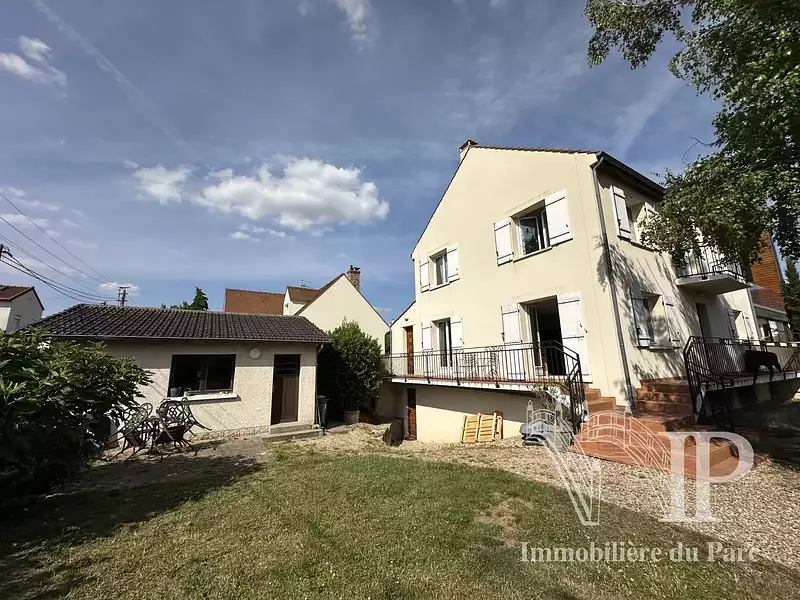 Maison, 160 m²