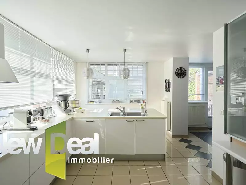 Maison, 259 m²