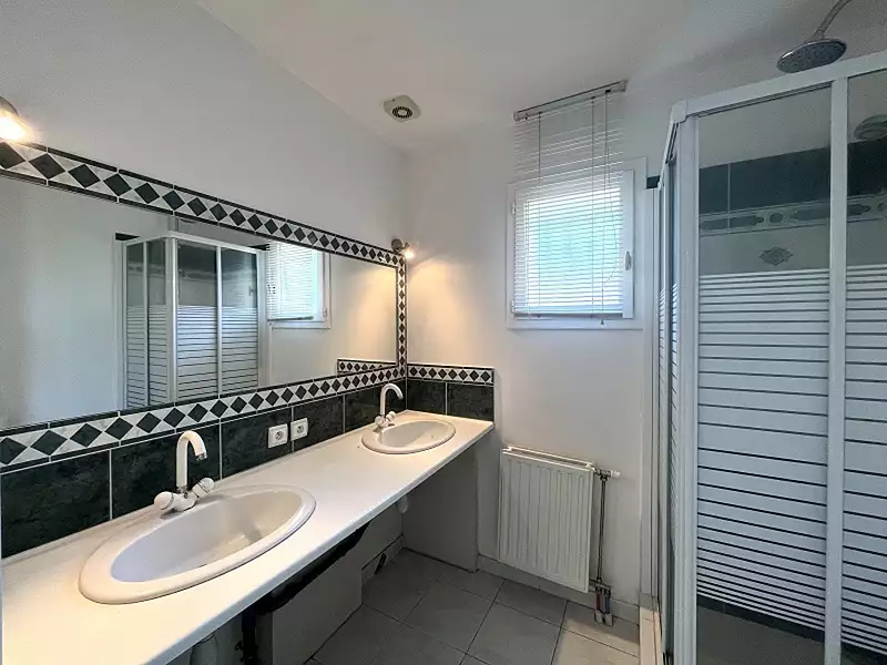 Maison, 150 m²