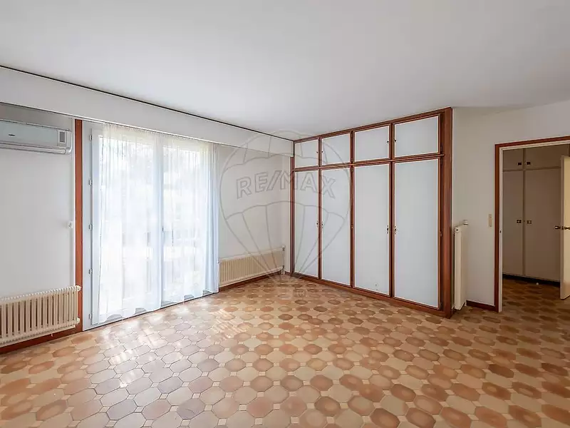 Maison, 221 m²