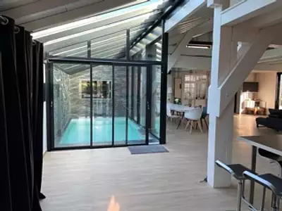 Maison, 215 m²