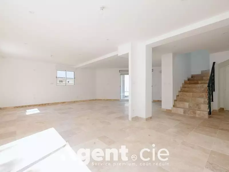 Maison, 149 m²