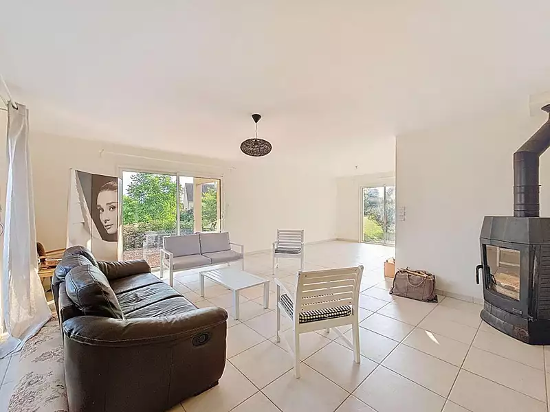Maison, 169 m²