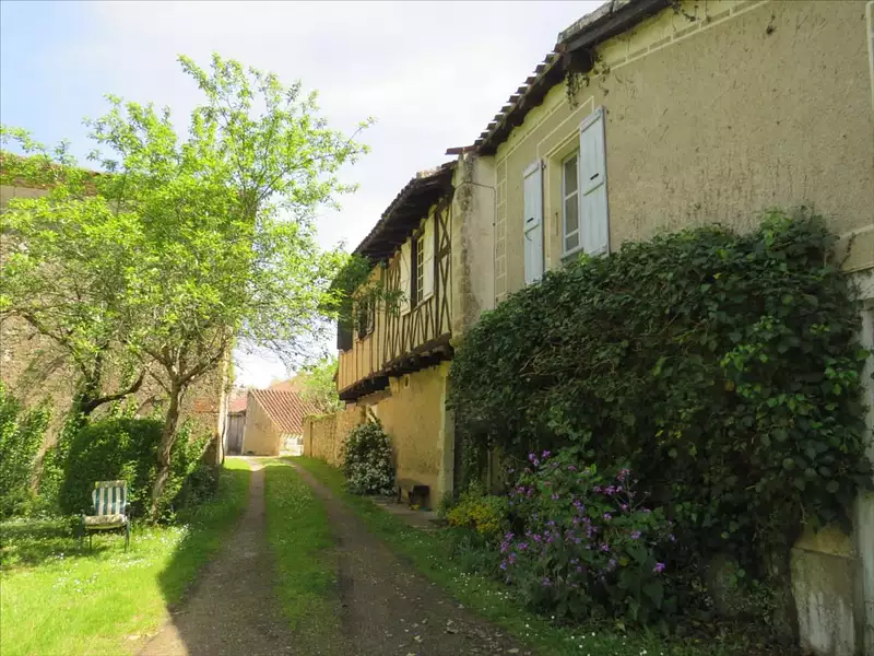 Maison, 180 m²