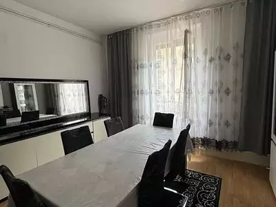 Immeuble, 374 m²