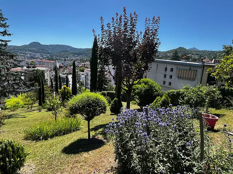 Terrain, 664 m²
