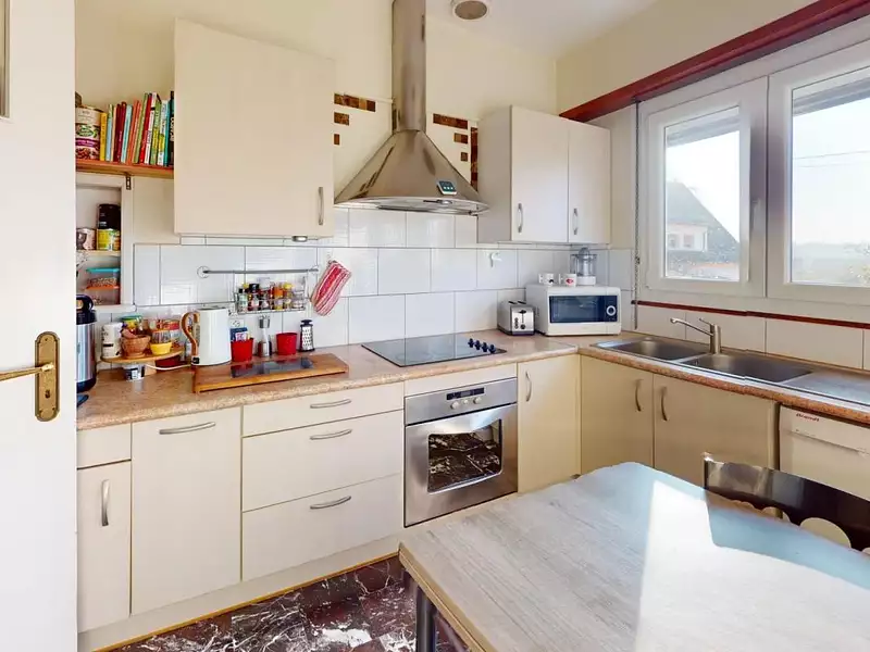 Maison, 210 m²
