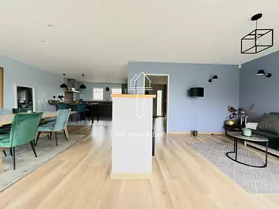 Maison, 196 m²