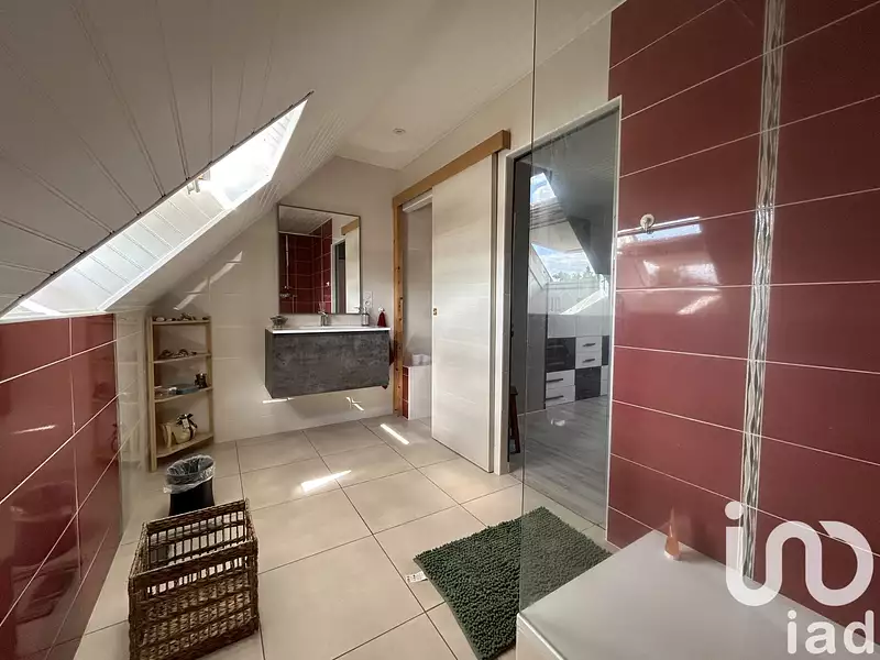 Maison, 195 m²