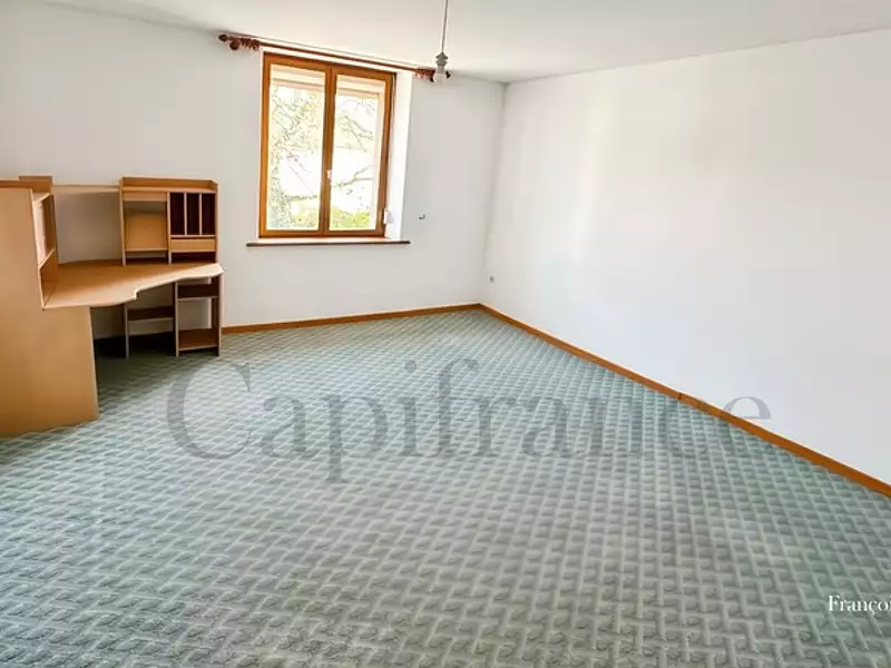 Maison, 180 m²