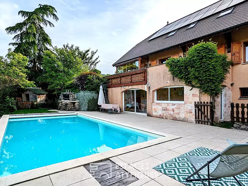 Maison, 184 m²
