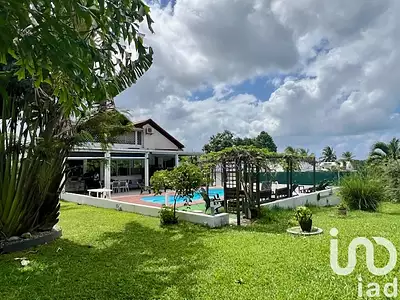 Maison, 226 m²