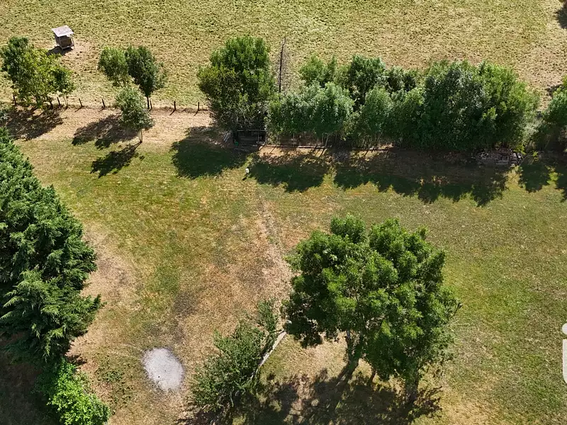 Terrain, 1 850 m²
