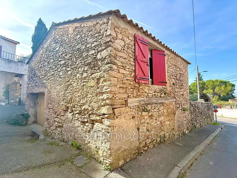 Terrain, 320 m²