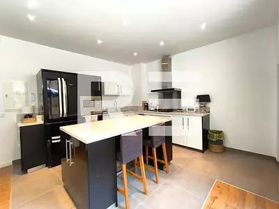 Appartement, 140 m²