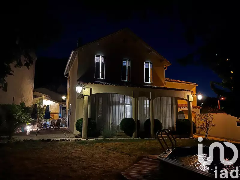 Maison, 156 m²