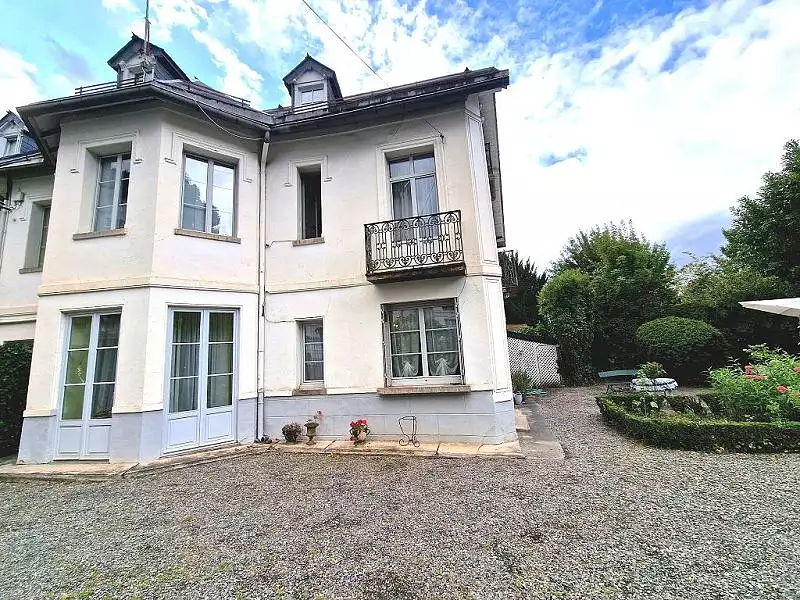 Maison, 238 m²