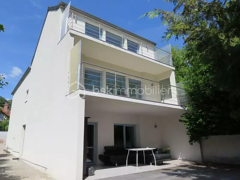 Maison, 195 m²