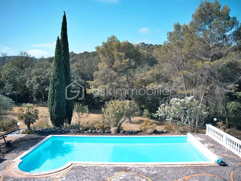 Maison, 265 m²